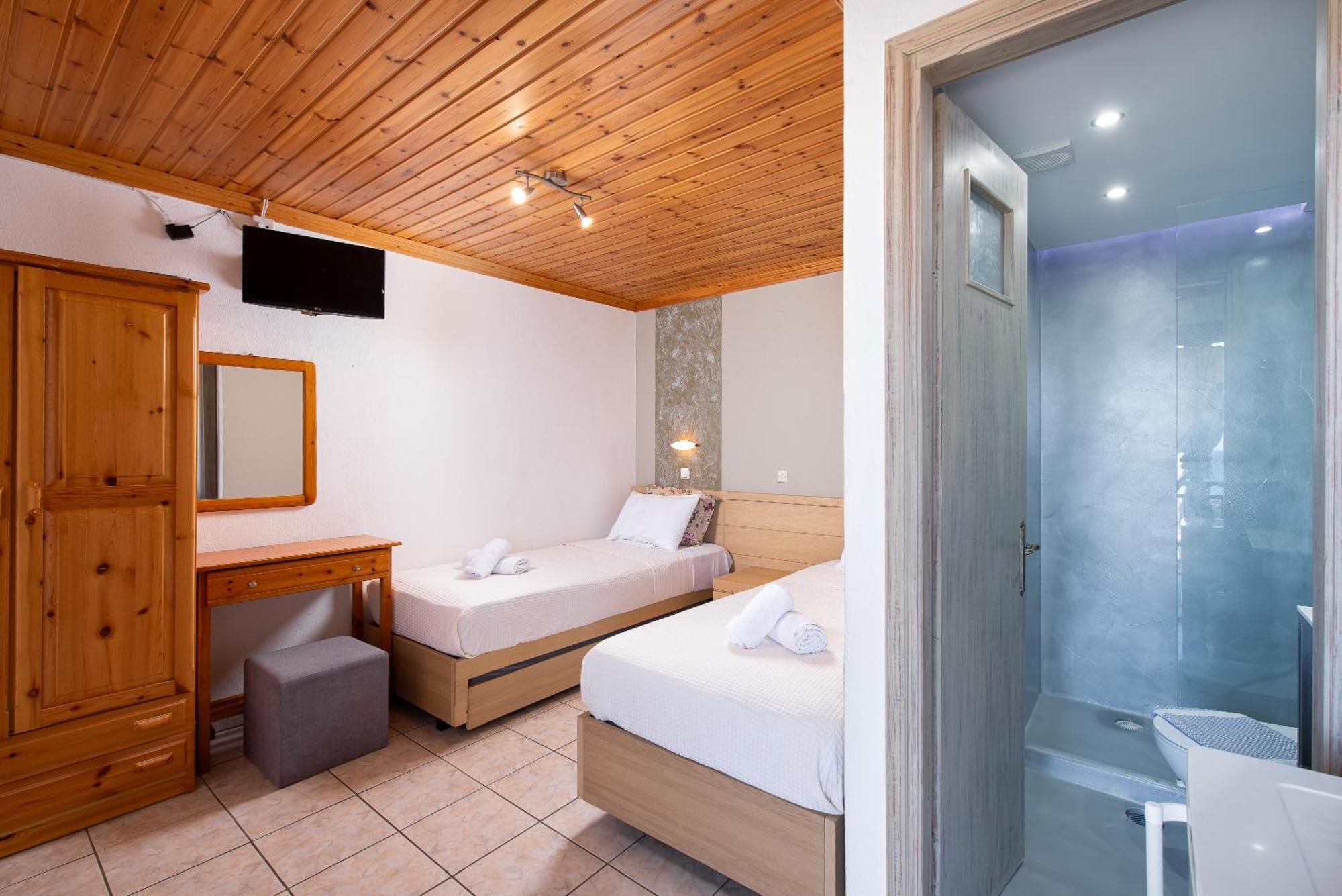 Archodissa Pansion Hotel Alikí Екстериор снимка