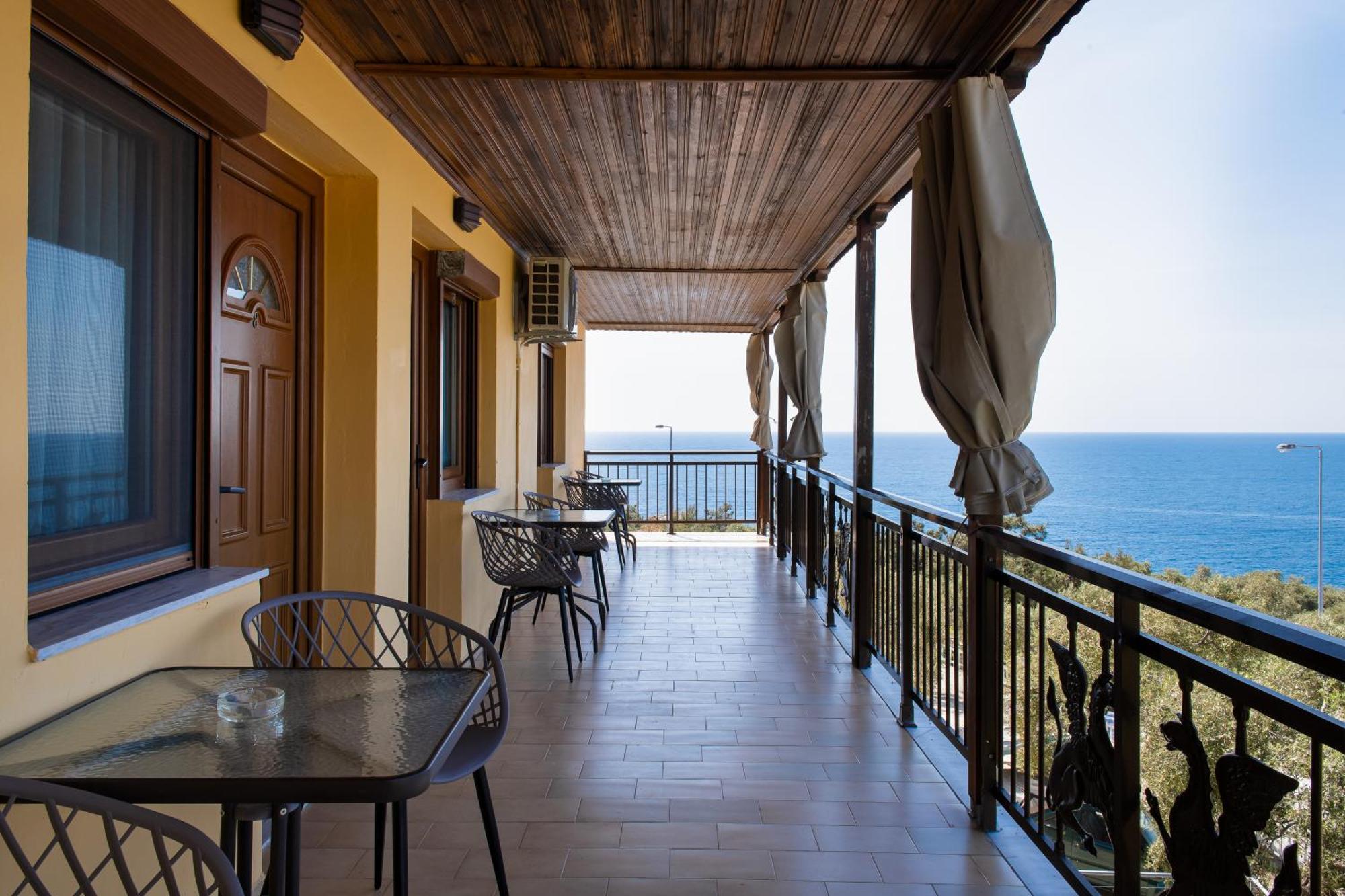 Archodissa Pansion Hotel Alikí Екстериор снимка