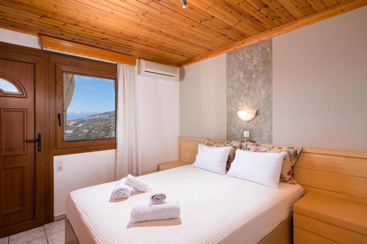 Archodissa Pansion Hotel Alikí Екстериор снимка